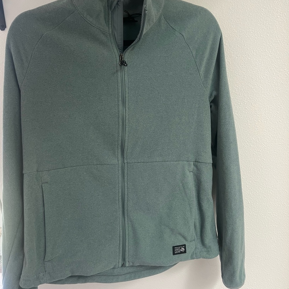 Mountain Hardwear Women’s Full-Zip Jacket in Sage Green
